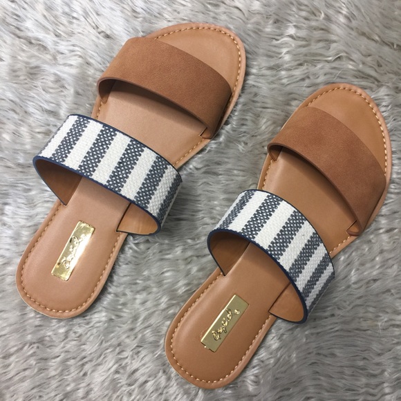 qupid double strap sandals